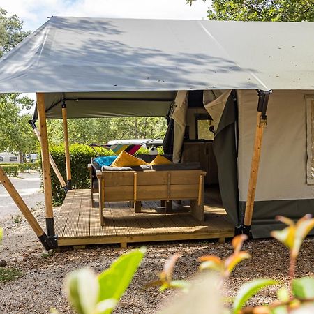 Easyatent Fkk Safari Tent Solaris Naturist - Clothes Free Poreč Chambre photo