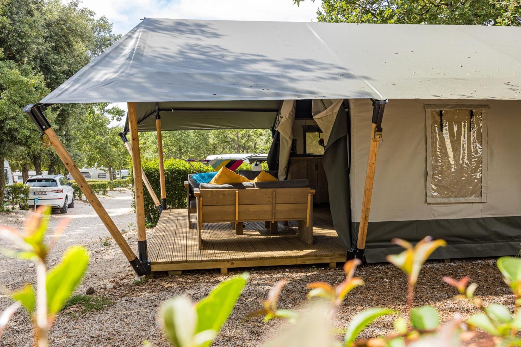 Easyatent Fkk Safari Tent Solaris Naturist - Clothes Free Poreč Chambre photo